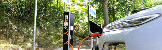 Elektromobilität Ladestation von Kroschke in Braunschweig